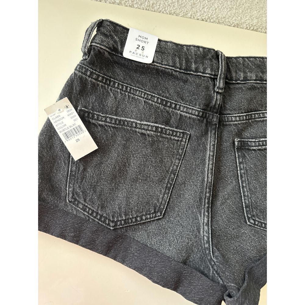 PacSun Washed Black Denim Mom Shorts‎ NWT - Picture 8 of 8